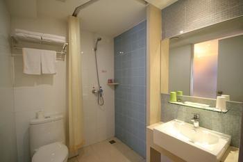 The Seven Hotel Yichang Exterior foto